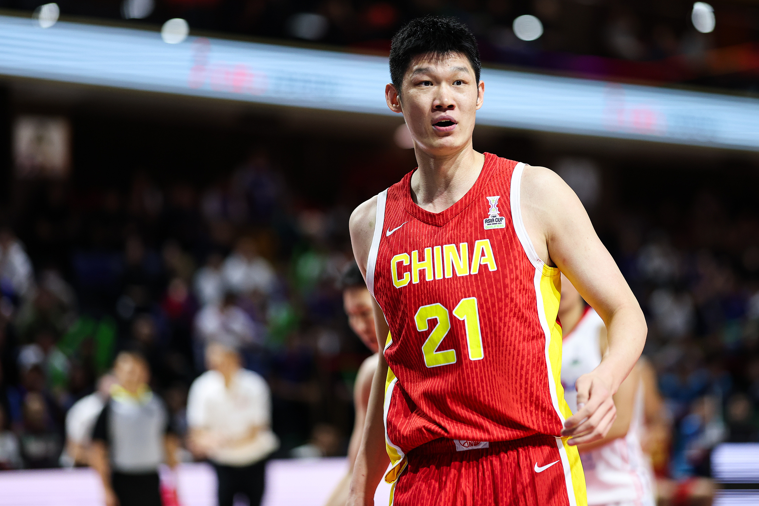 比分直播-在亚洲杯所有首发球员中，胡金秋登顶投篮命中率＆两分球命中数榜单