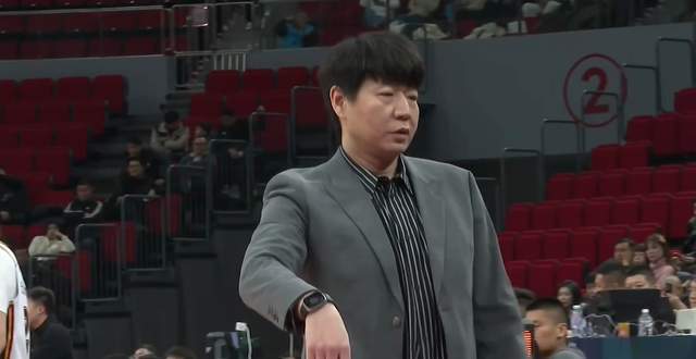 九游-山东狂赢23分，斩获7连胜，反超辽篮，升至第8，强援3节爆砍38分