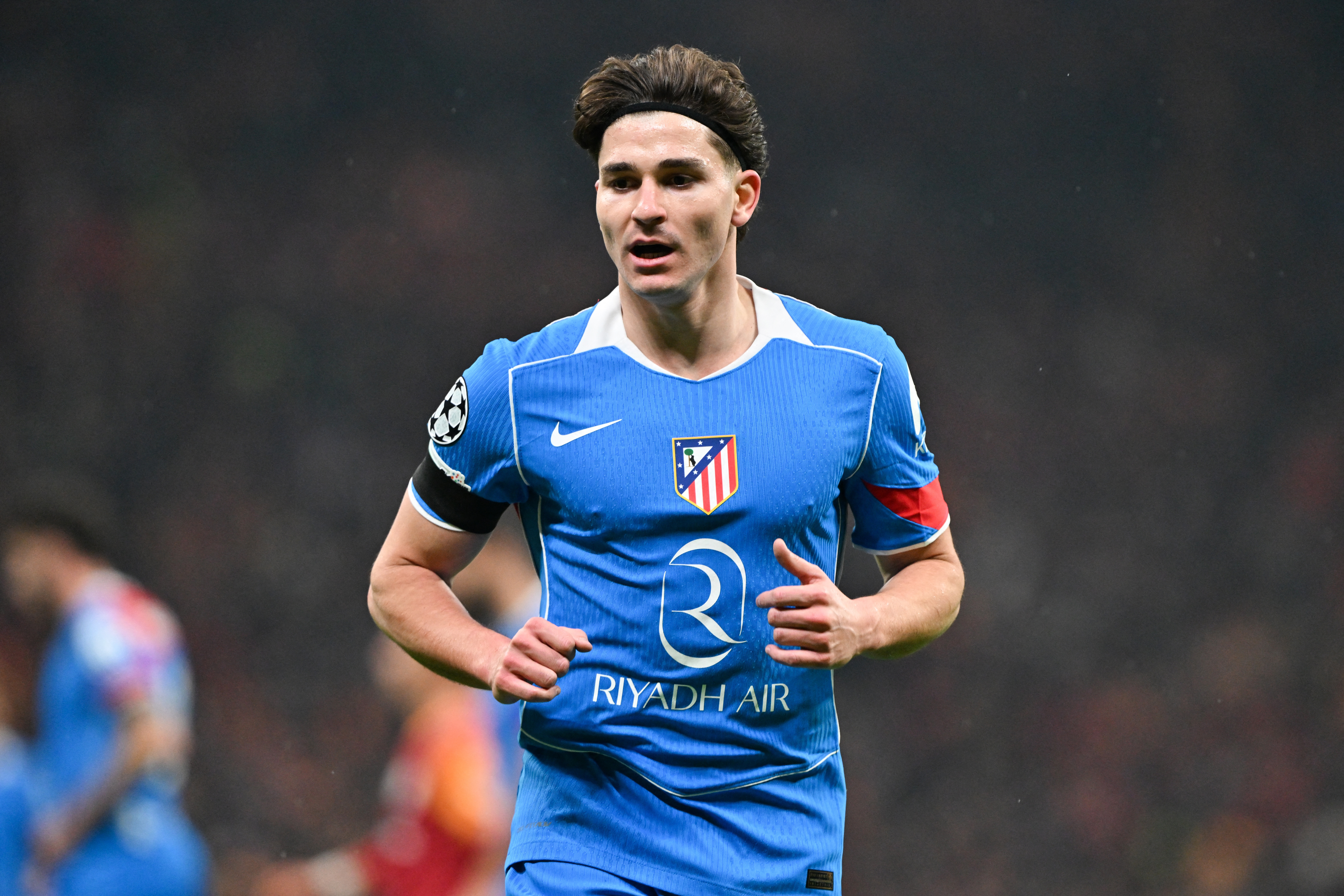 手机看球-马卡报：小蜘蛛赛前身体不适伴有呕吐症状，因此战贝蒂斯无缘首发